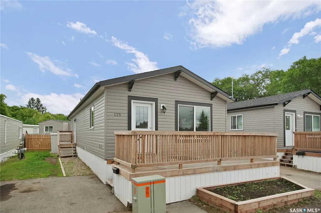 219 Grant Street Saskatoon SK S7N 2A5