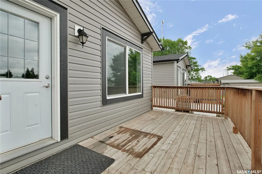 219 Grant Street Saskatoon SK S7N 2A5