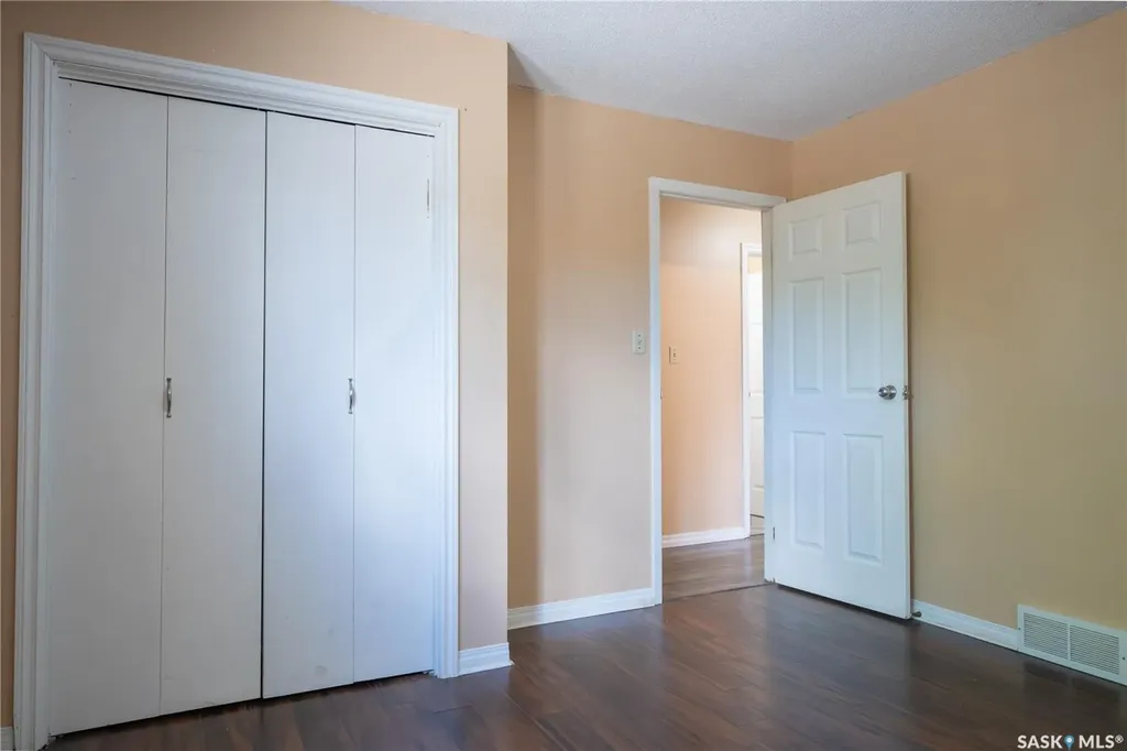 32 Clarke Avenue Yorkton SK S3N 2M3