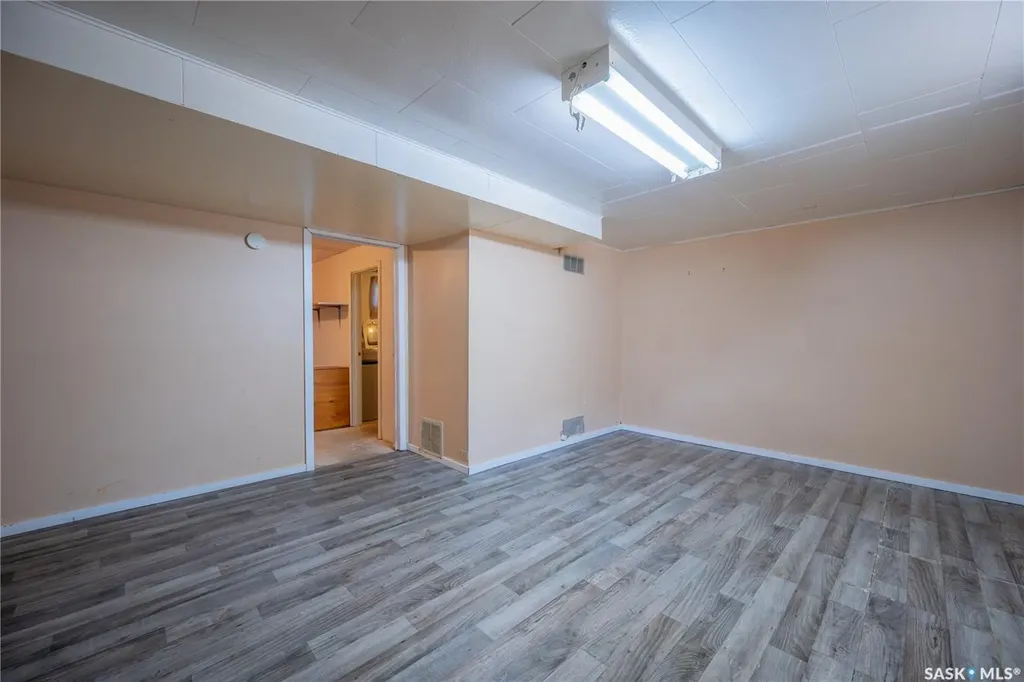 32 Clarke Avenue Yorkton SK S3N 2M3