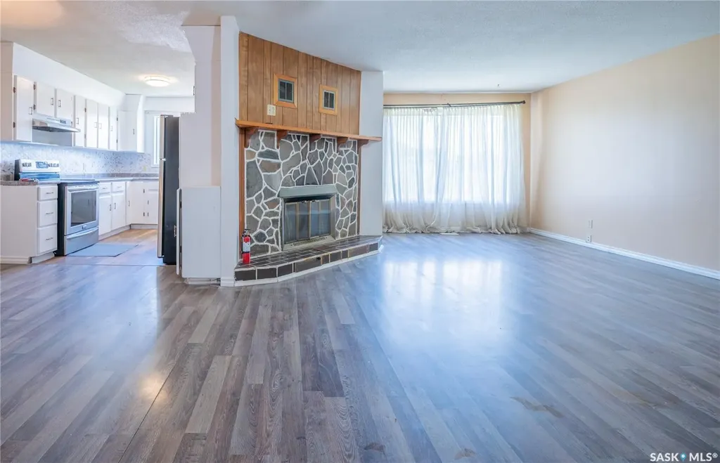 32 Clarke Avenue Yorkton SK S3N 2M3