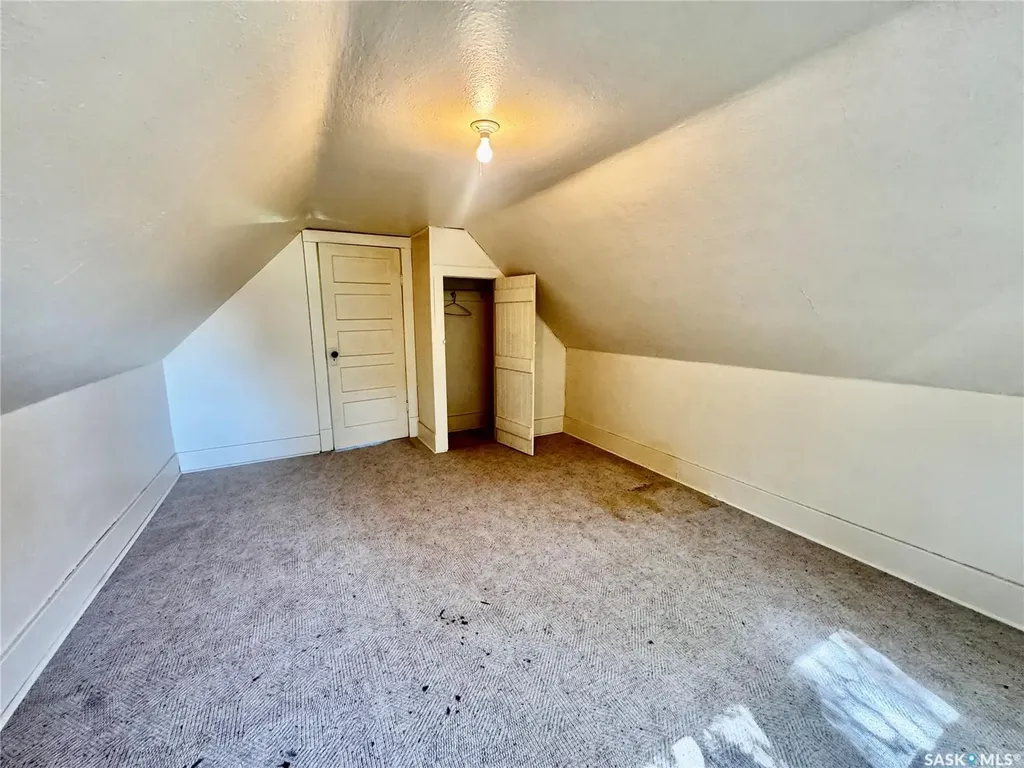 262 Third Avenue N Yorkton SK S3N 1C9
