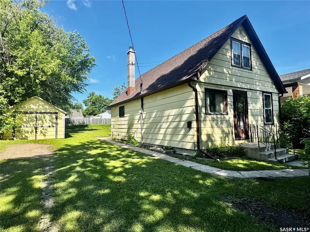 262 Third Avenue N Yorkton SK S3N 1C9