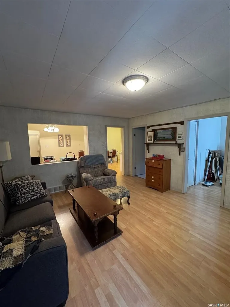 1351 108th Street North Battleford SK S9A 2B6