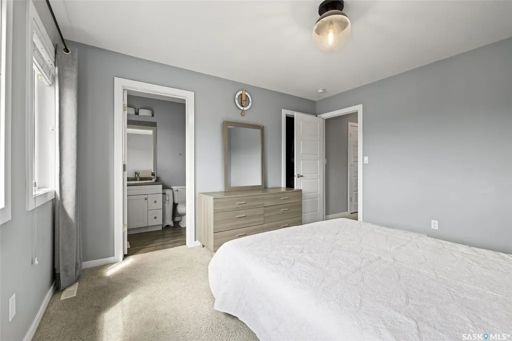 3499 Green Lavender Drive Regina SK S4V 3M6