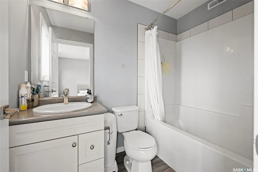 3499 Green Lavender Drive Regina SK S4V 3M6
