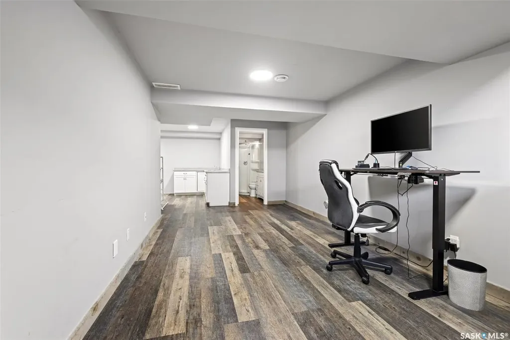 3499 Green Lavender Drive Regina SK S4V 3M6