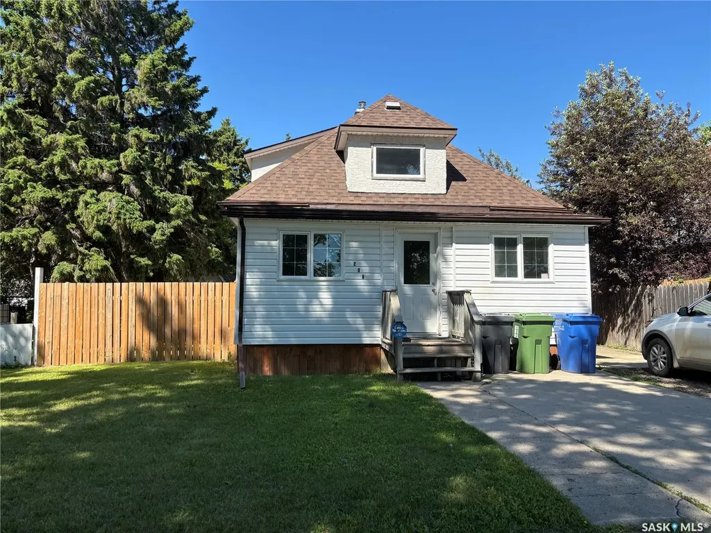 206 Second Avenue N Yorkton SK S3N 1G7