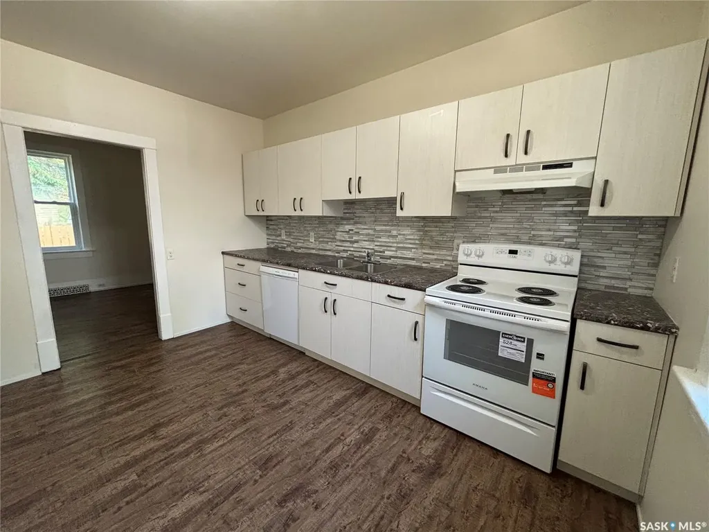 206 Second Avenue N Yorkton SK S3N 1G7