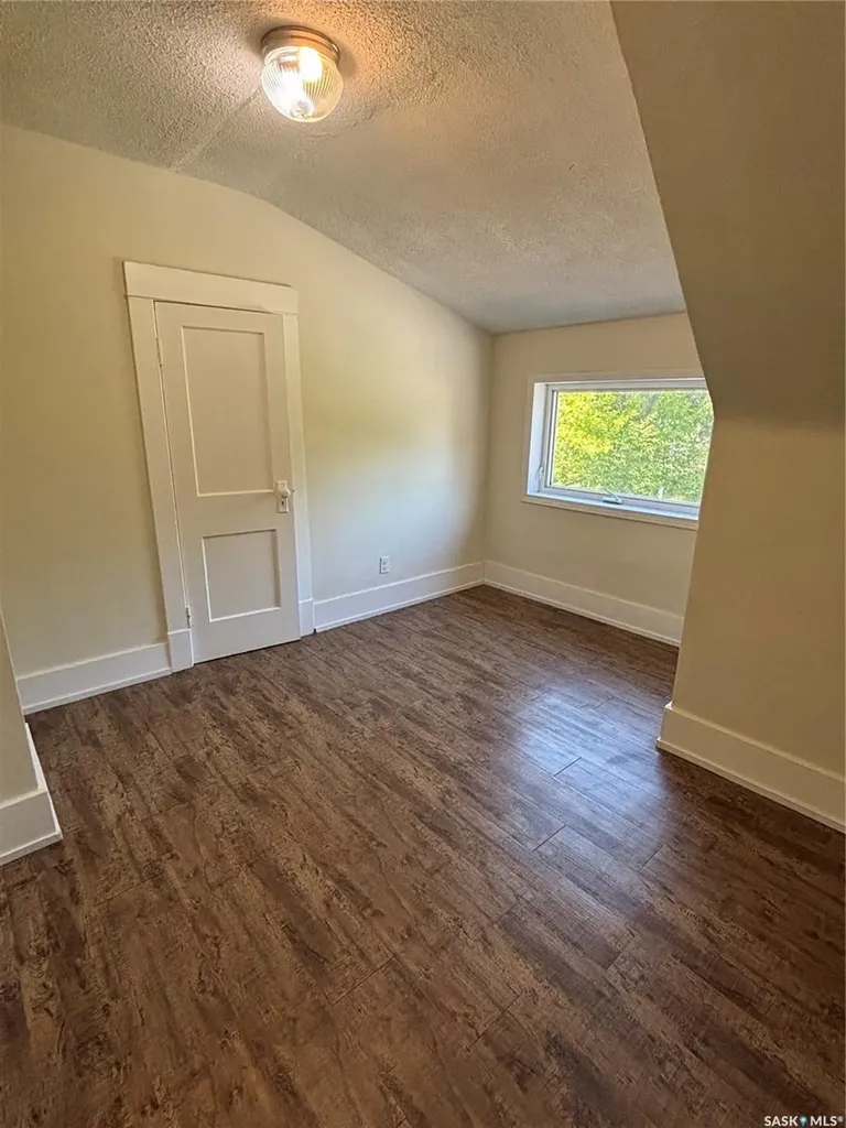 206 Second Avenue N Yorkton SK S3N 1G7