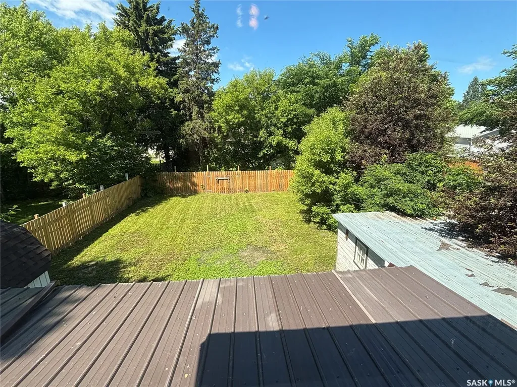 206 Second Avenue N Yorkton SK S3N 1G7