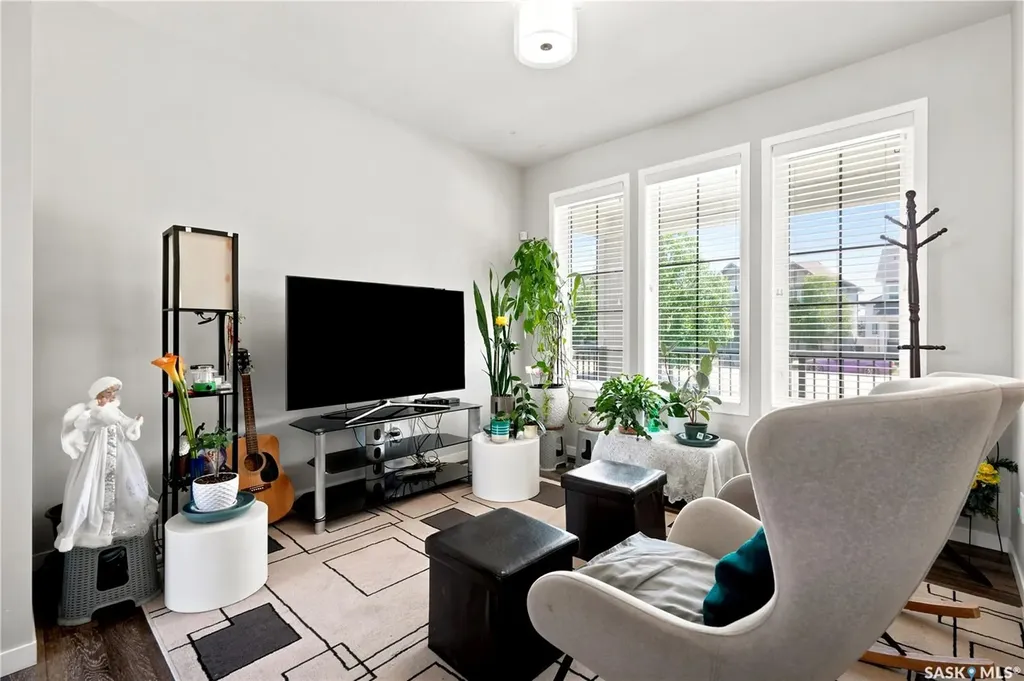3242 Chuka Boulevard Regina SK S4V 3S6