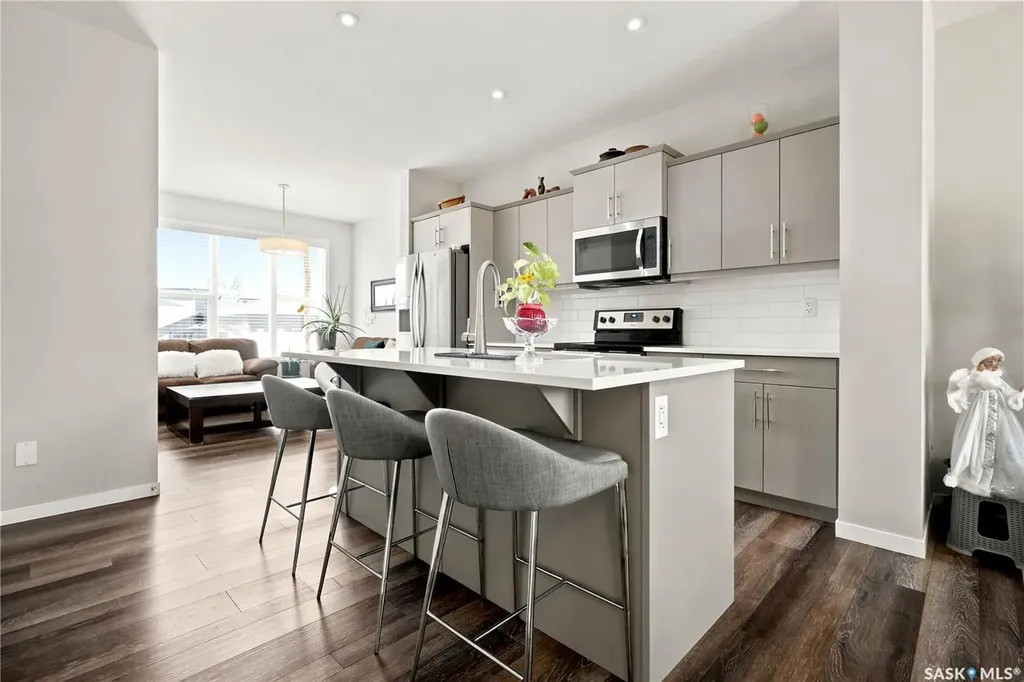 3242 Chuka Boulevard Regina SK S4V 3S6
