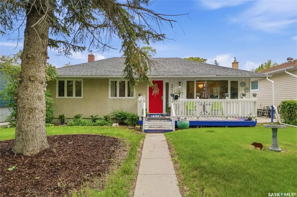 3226 Whitmore Avenue Regina SK S4S 1B9