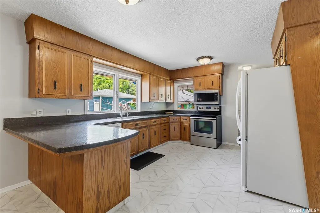 3226 Whitmore Avenue Regina SK S4S 1B9