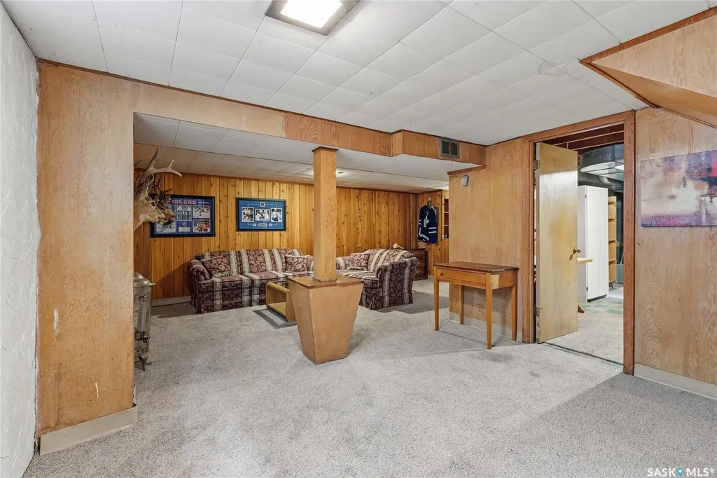 3226 Whitmore Avenue Regina SK S4S 1B9