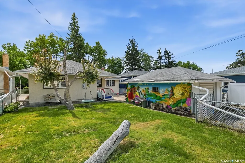 3226 Whitmore Avenue Regina SK S4S 1B9
