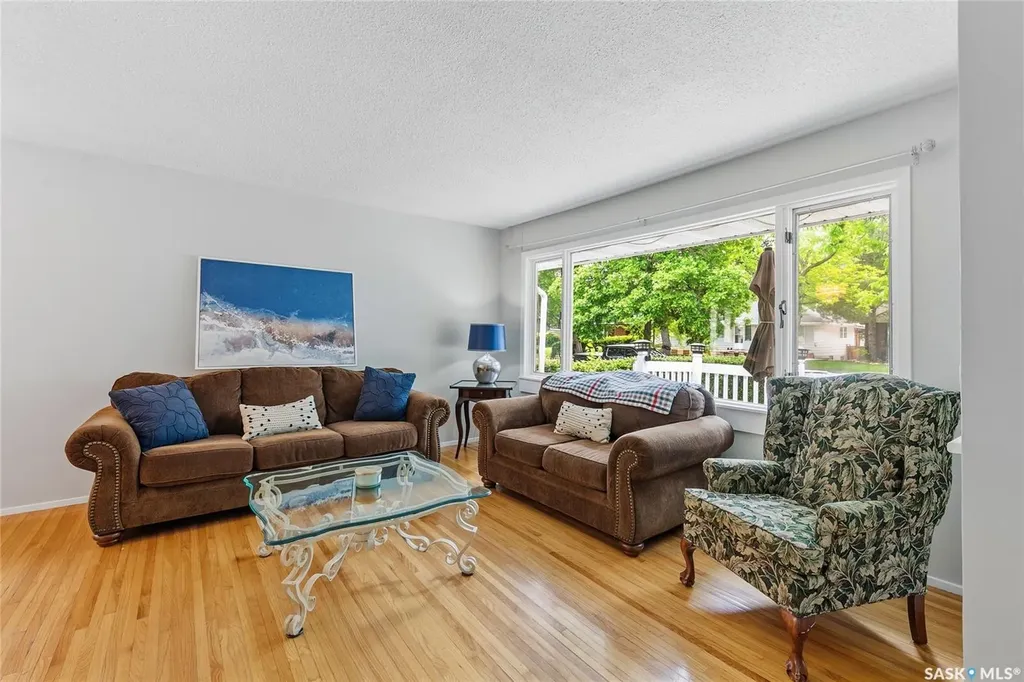 3226 Whitmore Avenue Regina SK S4S 1B9