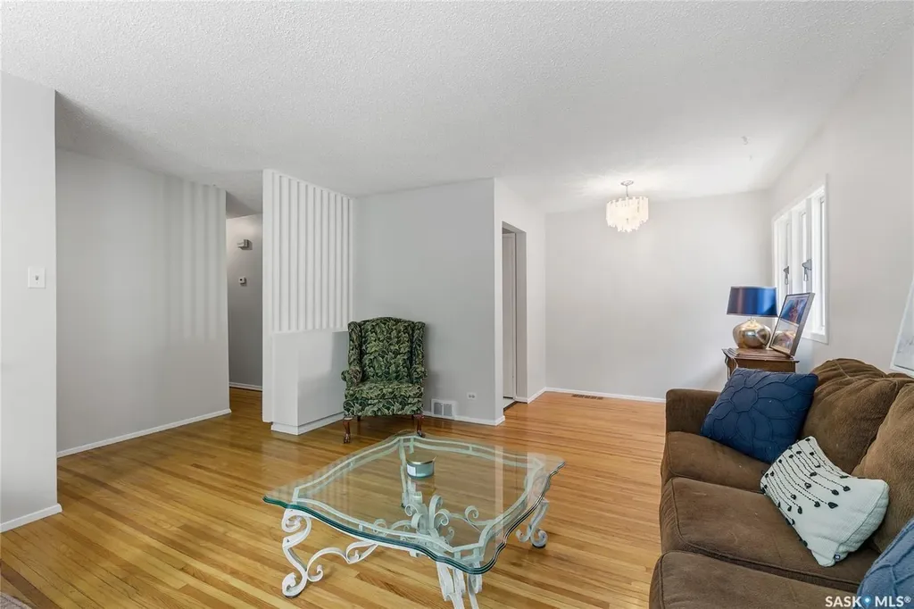 3226 Whitmore Avenue Regina SK S4S 1B9