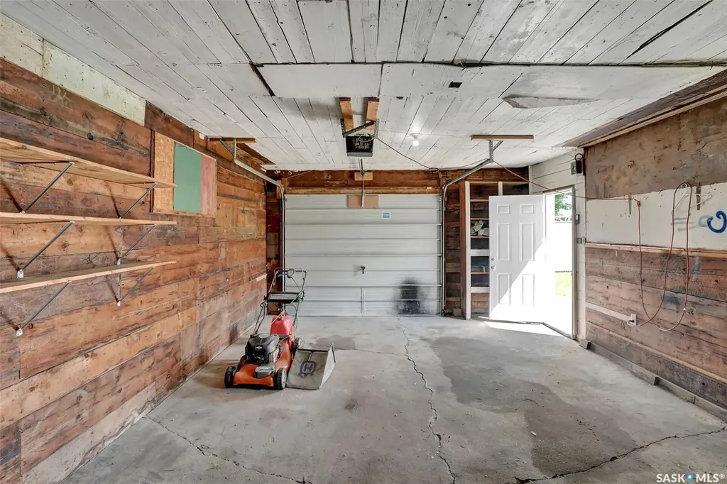 1110 Reynolds Street Regina SK S4N 3M2