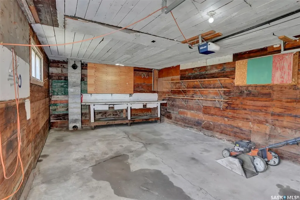 1110 Reynolds Street Regina SK S4N 3M2