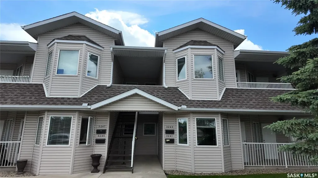 3241 Woodhams Drive E Regina SK S4V 3A2