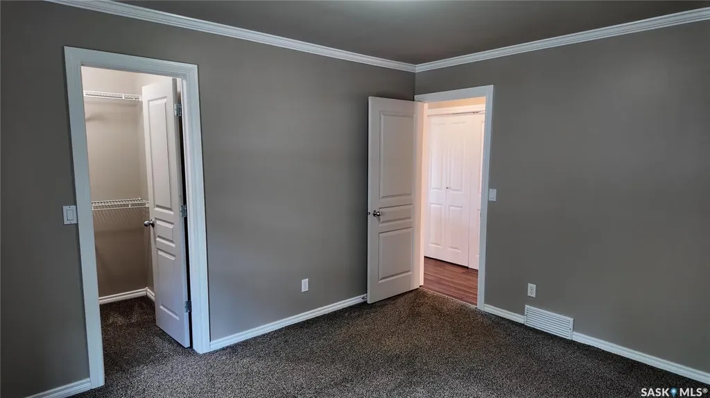 3241 Woodhams Drive E Regina SK S4V 3A2