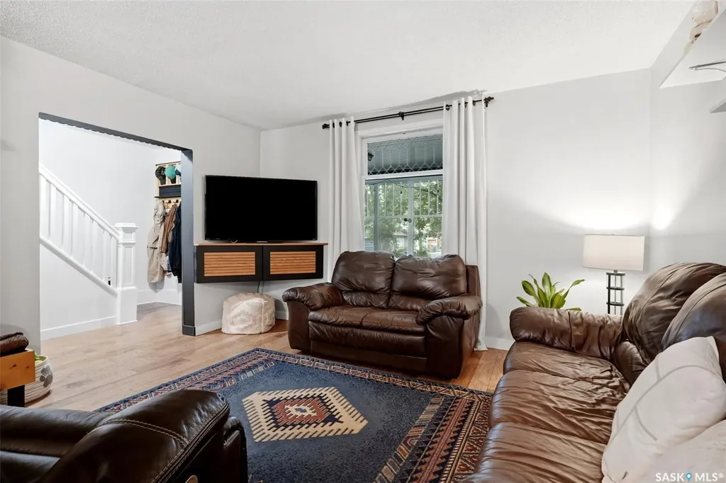 2022 Montague Street Regina SK S4T 3J7