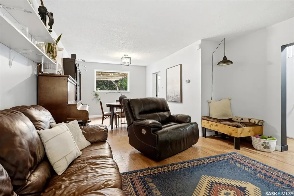 2022 Montague Street Regina SK S4T 3J7