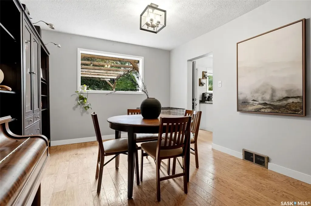 2022 Montague Street Regina SK S4T 3J7