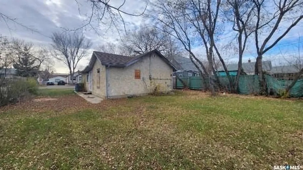 1232 106th Street North Battleford SK S9A 1X2