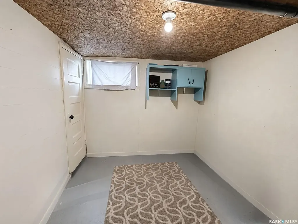 684 8th Street E Prince Albert SK S6V 0W7