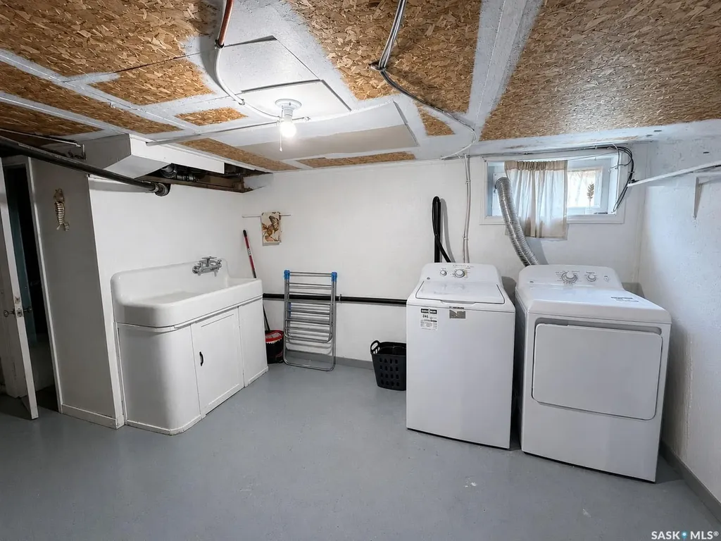 684 8th Street E Prince Albert SK S6V 0W7