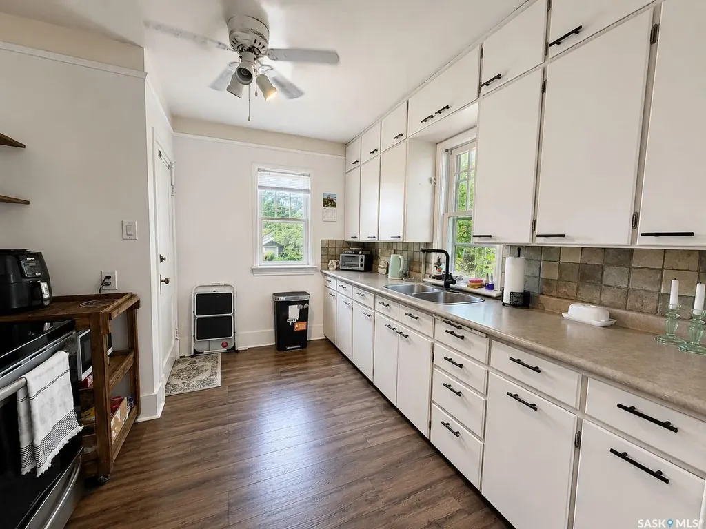 684 8th Street E Prince Albert SK S6V 0W7