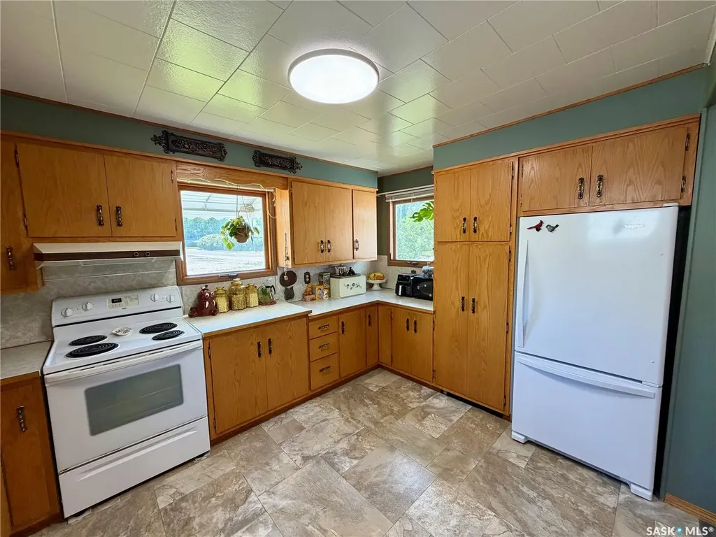 220 2nd Street W Carnduff SK S0C 0S0