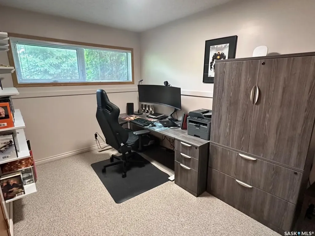 19 Sampson Place Regina SK S4R 4R5
