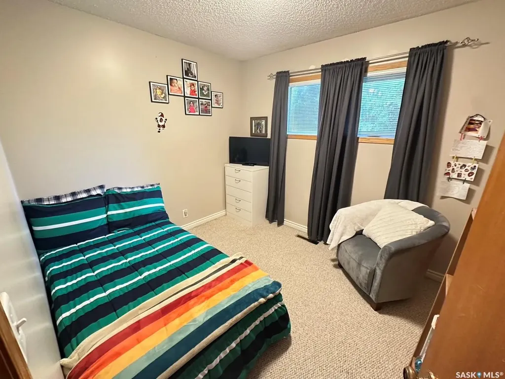 19 Sampson Place Regina SK S4R 4R5