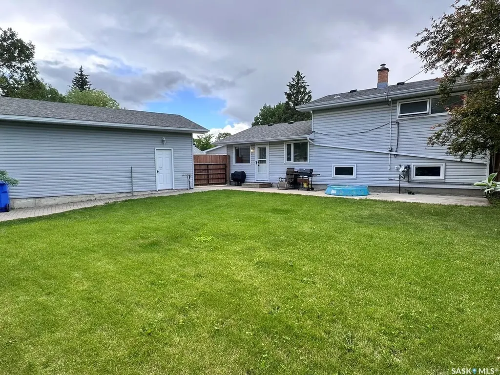 19 Sampson Place Regina SK S4R 4R5