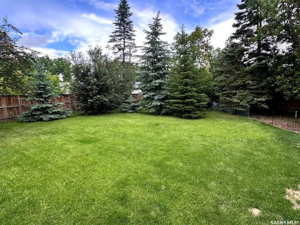 19 Sampson Place Regina SK S4R 4R5