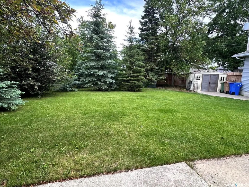 19 Sampson Place Regina SK S4R 4R5