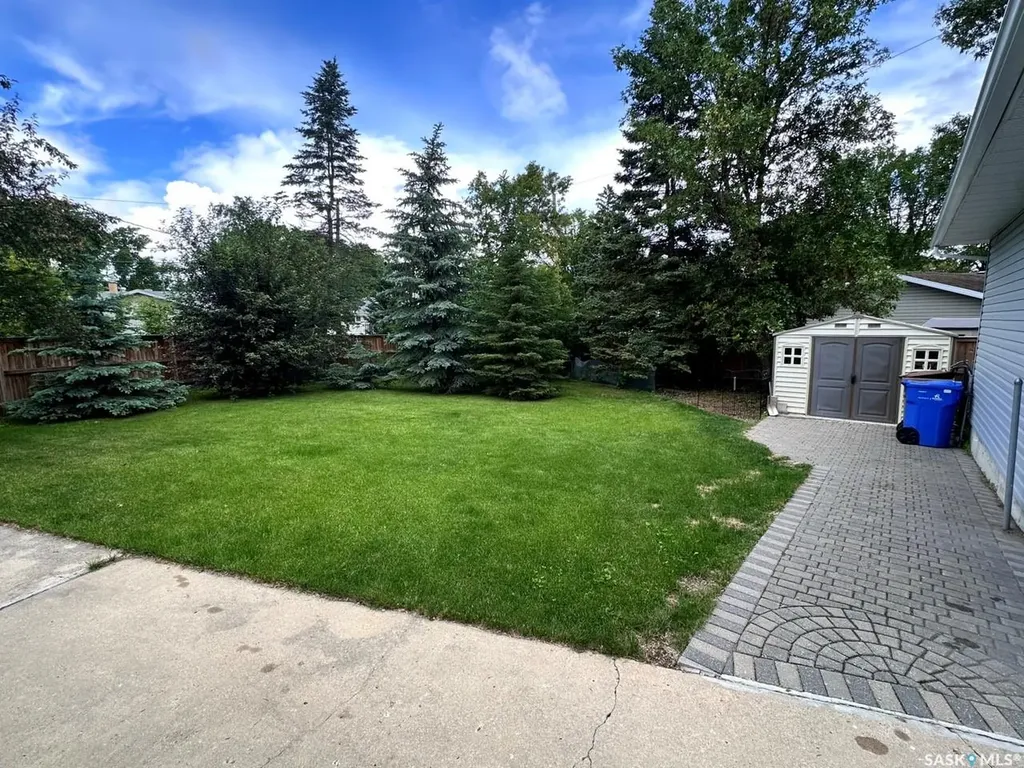 19 Sampson Place Regina SK S4R 4R5