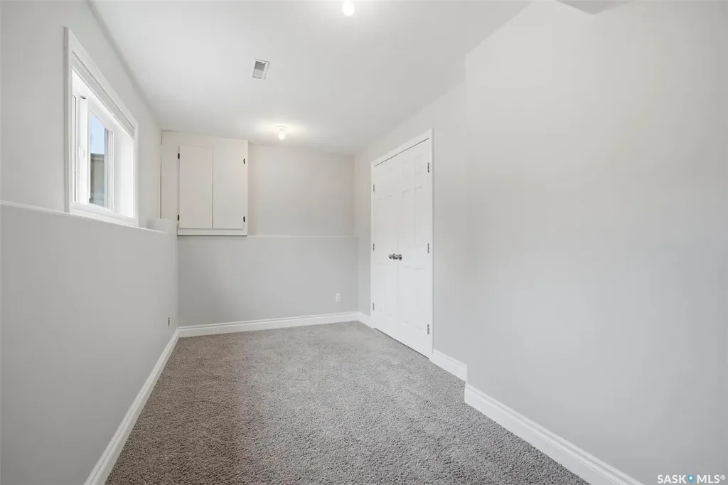 223 Trimble Lane Saskatoon SK S7W 0C9