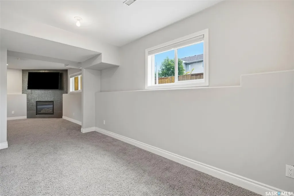223 Trimble Lane Saskatoon SK S7W 0C9