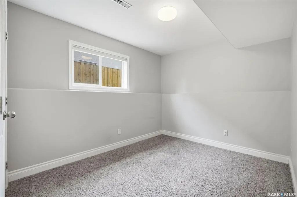223 Trimble Lane Saskatoon SK S7W 0C9