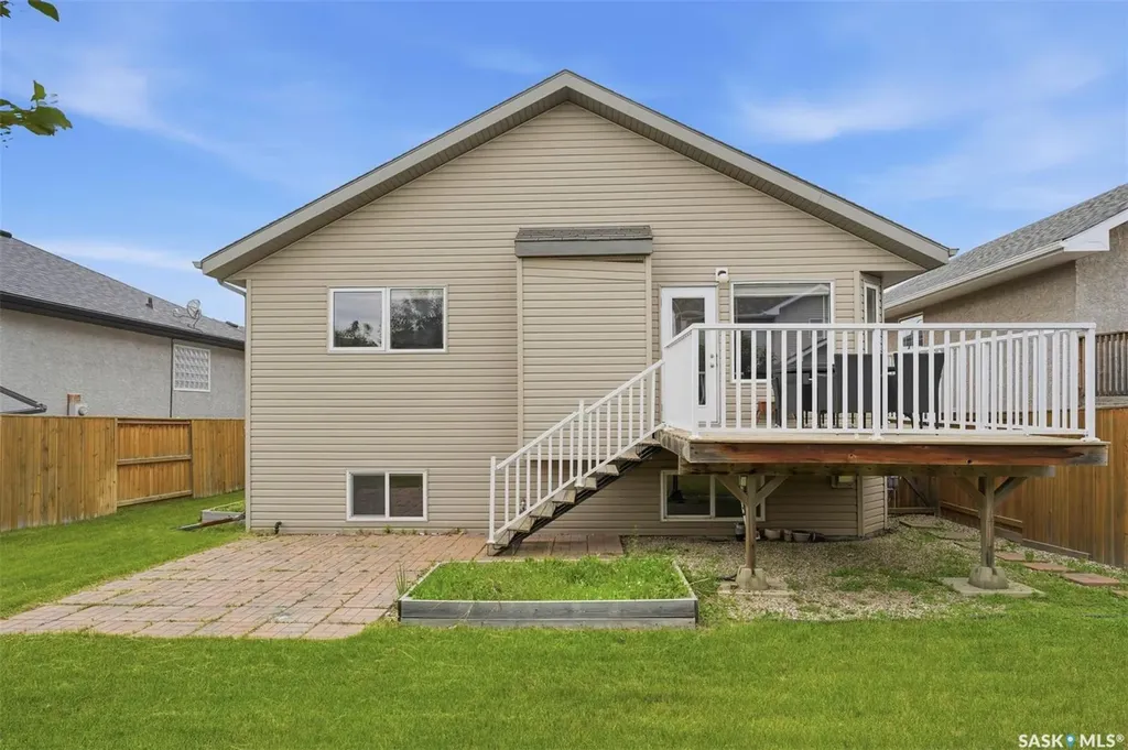 223 Trimble Lane Saskatoon SK S7W 0C9