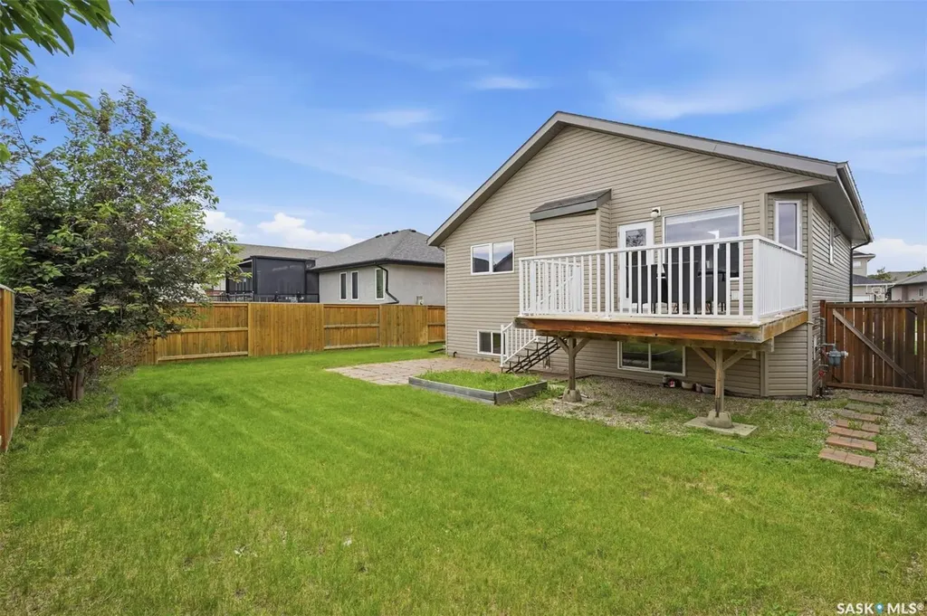 223 Trimble Lane Saskatoon SK S7W 0C9
