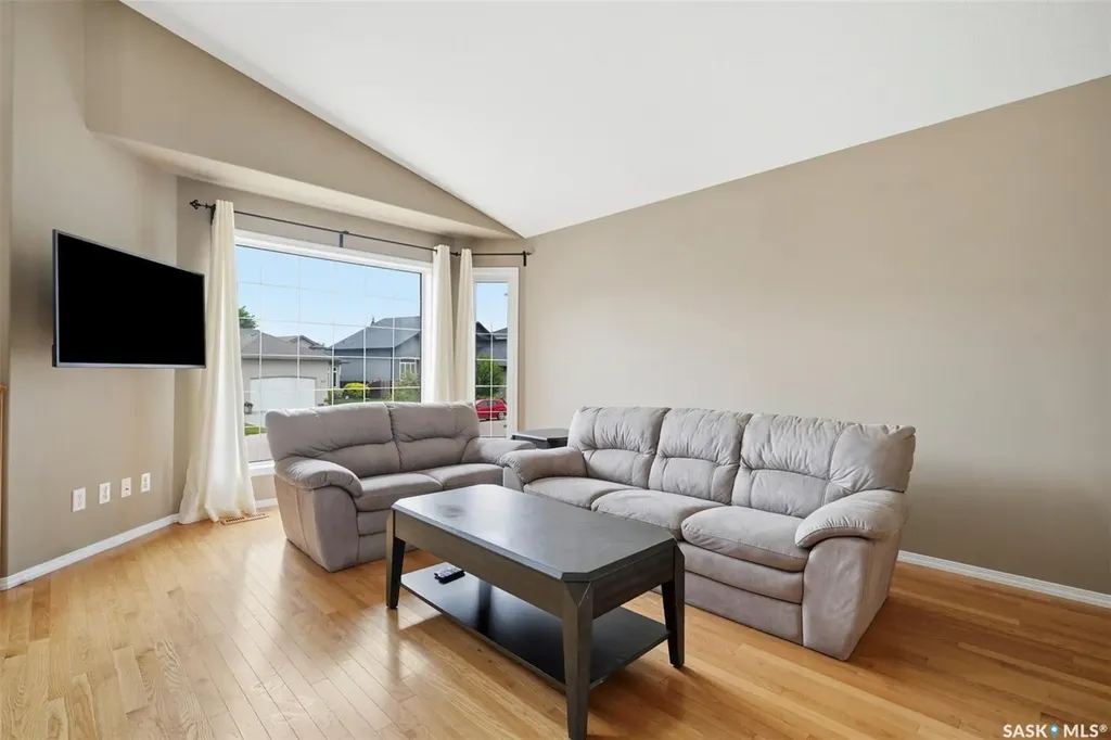 223 Trimble Lane Saskatoon SK S7W 0C9
