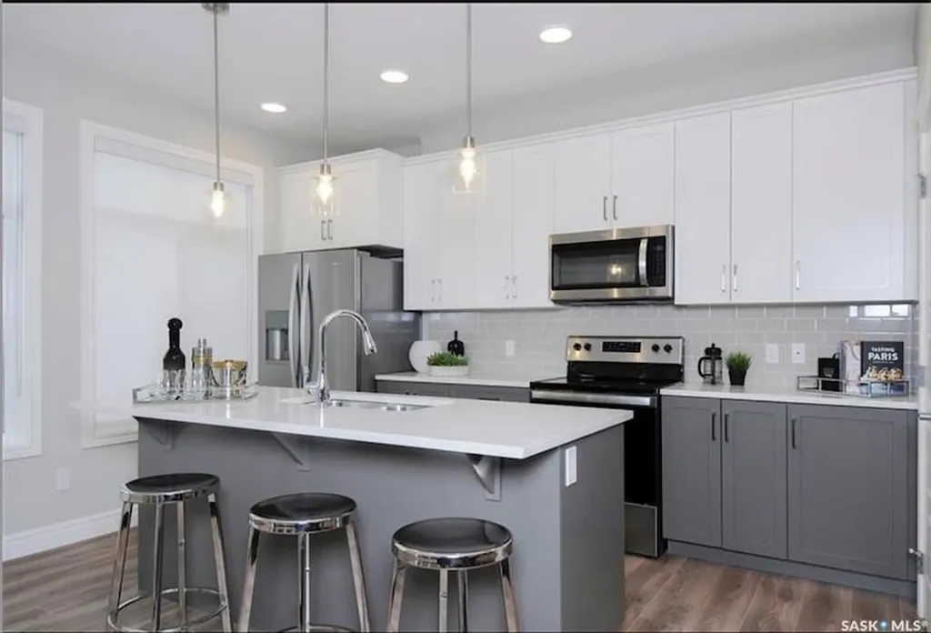4537 Arens Road E Regina SK S4V 4E9
