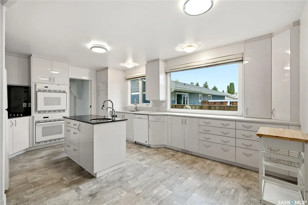 314 Anderson Crescent Saskatoon SK S7H 4A3