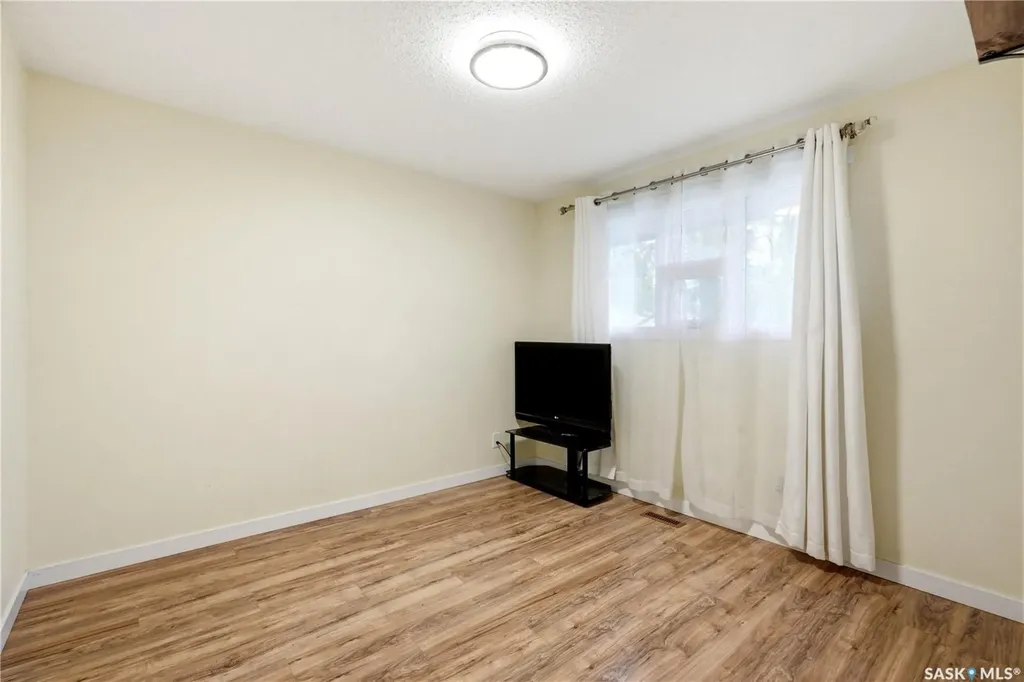 314 Anderson Crescent Saskatoon SK S7H 4A3
